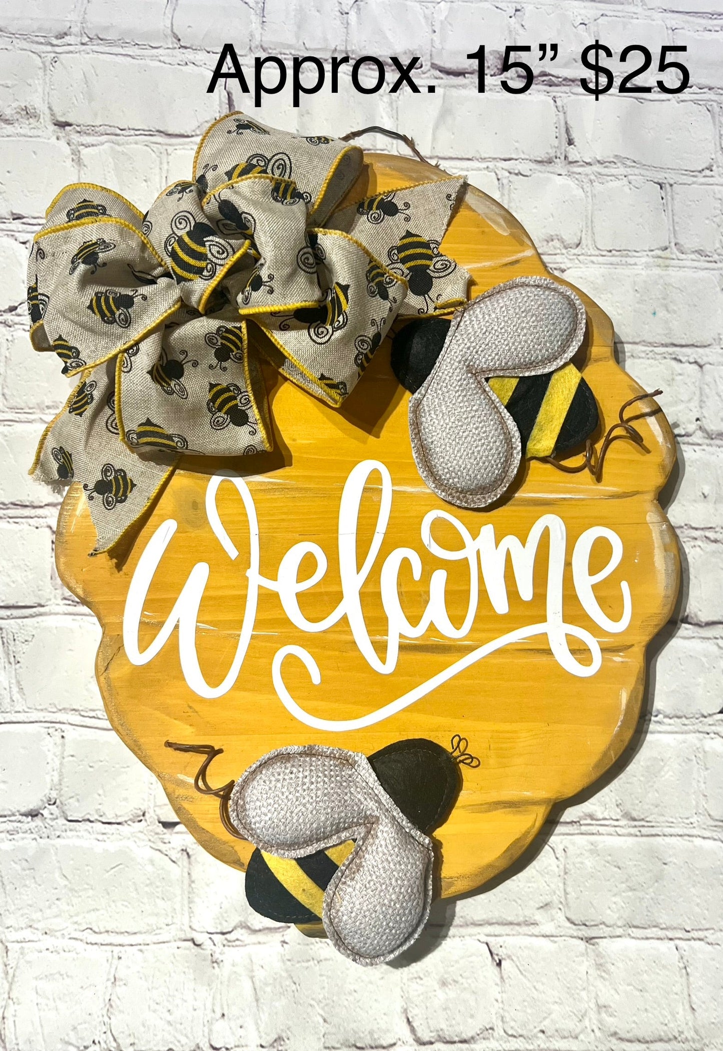 Welcome Bee Hive Door Hanger